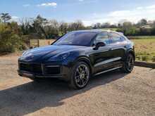 Porsche Cayenne V6 E-Hybrid Platinum Edition 