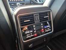 Porsche Cayenne V6 E-Hybrid Platinum Edition 