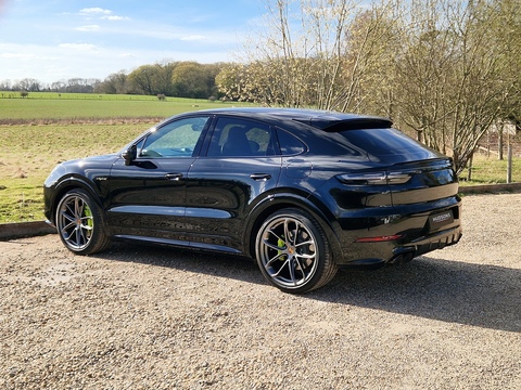 3.0 V6 E-Hybrid 17.9kWh Platinum Edition Coupe 5dr Petrol Plug-in Hybrid TiptronicS 4WD Euro 6 (s/s) (3.6kW Charger) (462 ps)