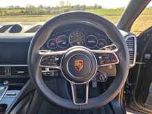 Porsche Cayenne V6 E-Hybrid Platinum Edition 