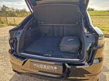 Porsche Cayenne V6 E-Hybrid Platinum Edition 