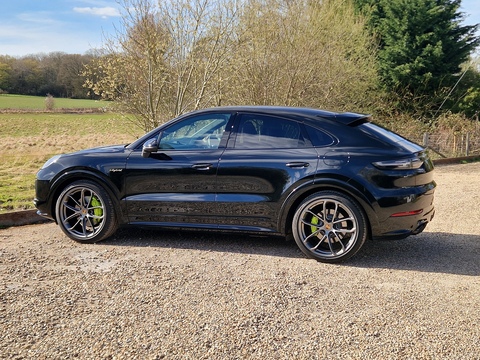 3.0 V6 E-Hybrid 17.9kWh Platinum Edition Coupe 5dr Petrol Plug-in Hybrid TiptronicS 4WD Euro 6 (s/s) (3.6kW Charger) (462 ps)