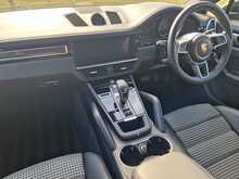 Porsche Cayenne V6 E-Hybrid Platinum Edition 