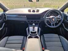 Porsche Cayenne V6 E-Hybrid Platinum Edition 