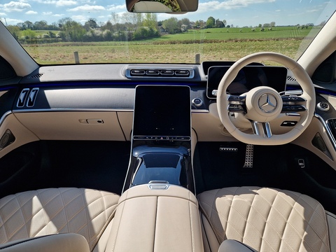 3.0 S580Le V6 28.6kWh AMG Line (Premium Plus, Executive) G-Tronic+ 4MATIC Euro 6 (s/s) 4dr