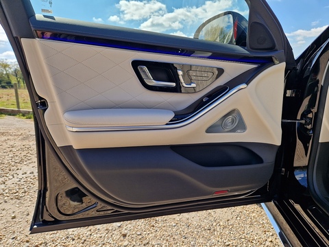 3.0 S580Le V6 28.6kWh AMG Line (Premium Plus, Executive) G-Tronic+ 4MATIC Euro 6 (s/s) 4dr