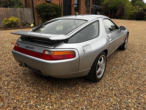 928 GTS Coupe 5.4 Automatic Petrol