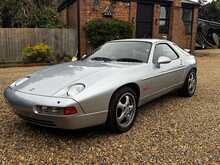 Porsche 928 GTS 