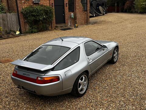 928 GTS Coupe 5.4 Automatic Petrol