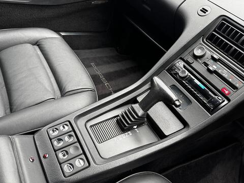 928 GTS Coupe 5.4 Automatic Petrol