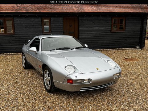928 GTS Coupe 5.4 Automatic Petrol