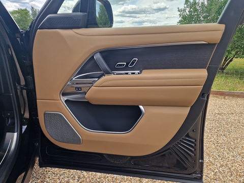 P460e Autobiography (LWB) 3.0 SUV Automatic Petrol/Electric