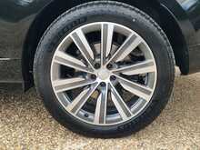 Land Rover Range Rover P460e Autobiography (LWB) 