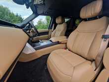 Land Rover Range Rover P460e Autobiography (LWB) 