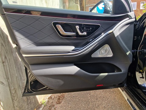 S 580 e L AMG Line Premium Plus Executive 3.0 4dr Saloon Automatic Petrol/Electric