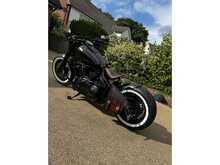 Harley-Davidson Softail FLSL Slim 