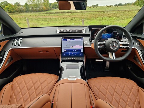 S 580 e L AMG Line Premium Plus Executive 3.0 4dr Saloon Automatic Petrol/Electric