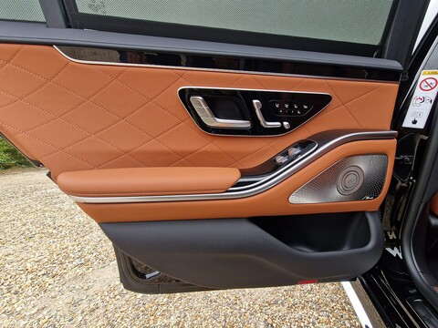 S 580 e L AMG Line Premium Plus Executive 3.0 4dr Saloon Automatic Petrol/Electric