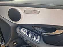 Mercedes-Benz GLC GLC220d AMG Line Premium 