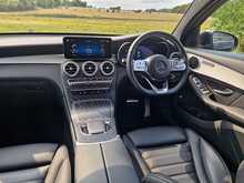 Mercedes-Benz GLC GLC220d AMG Line Premium 