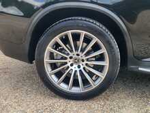 Mercedes-Benz GLC GLC220d AMG Line Premium 