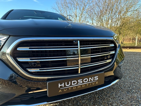 E 300 e Exclusive Premium Plus 2.0 4dr Saloon Automatic Petrol/Electric