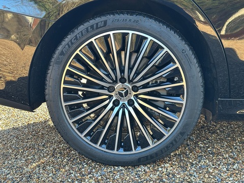 E 300 e Exclusive Premium Plus 2.0 4dr Saloon Automatic Petrol/Electric