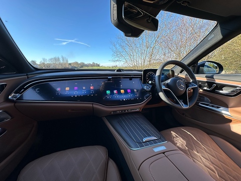 E 300 e Exclusive Premium Plus 2.0 4dr Saloon Automatic Petrol/Electric