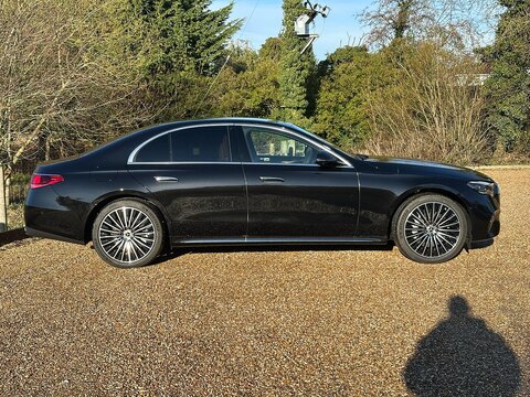 E 300 e Exclusive Premium Plus 2.0 4dr Saloon Automatic Petrol/Electric