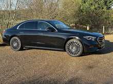 Mercedes-Benz E Class E 300 e Exclusive Premium Plus 