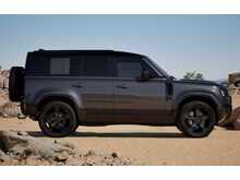 Land Rover Defender 110 P300e X-Dynamic HSE 