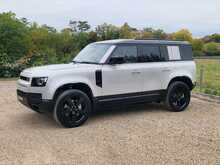 Land Rover Defender 110 P300e X-Dynamic HSE 