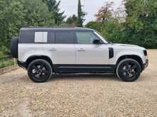 Land Rover Defender 110 P300e X-Dynamic HSE 