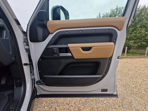 P300e X-Dynamic HSE 2.0 5dr SUV Automatic Petrol/Electric