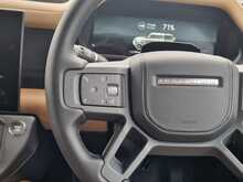 Land Rover Defender 110 P300e X-Dynamic HSE 