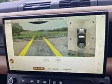 Land Rover Defender 110 P300e X-Dynamic HSE 