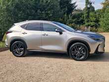 Lexus NX 350h Premium Plus 
