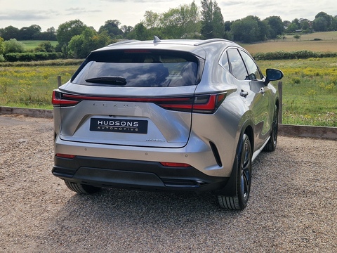 350h Premium Plus 2.5 5dr Estate CVT Petrol/Electric