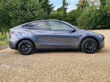 Tesla Model Y Long Range 