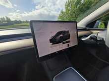 Tesla Model Y Long Range 