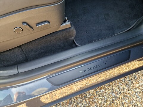 Long Range 5dr SUV Automatic Electric