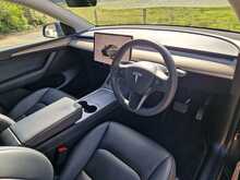 Tesla Model Y Long Range 