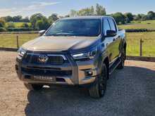 Toyota Hilux Invincible X 4WD D-4D-h Dcb 