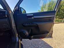 Toyota Hilux Invincible X 4WD D-4D-h Dcb 