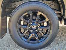 Toyota Hilux Invincible X 4WD D-4D-h Dcb 