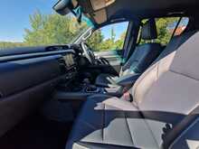 Toyota Hilux Invincible X 4WD D-4D-h Dcb 