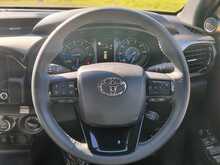 Toyota Hilux Invincible X 4WD D-4D-h Dcb 