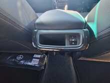 Toyota Hilux Invincible X 4WD D-4D-h Dcb 