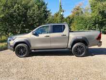 Toyota Hilux Invincible X 4WD D-4D-h Dcb 
