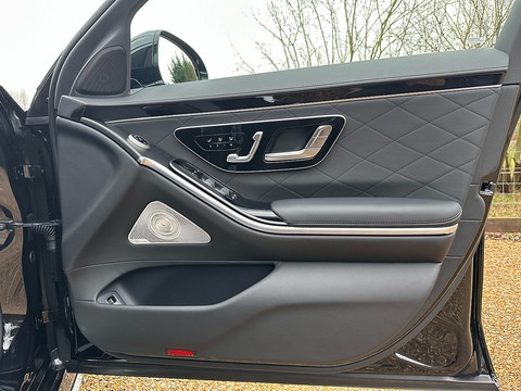 S 580 e L AMG Line Premium Plus Executive 3.0 4dr Saloon Automatic Petrol/Electric